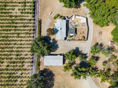 4801 Eastside Calpella Rd, Ukiah CA  95482-9470 exterior