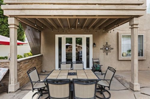 8972 Greenlawn St, Riverside CA  92508-2507 exterior