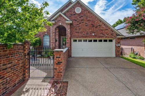 5062 Birchman Ave, Fort Worth, TX 76107-4848