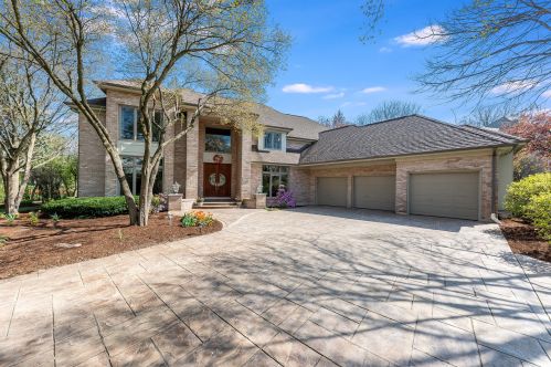 1212 Fox Trail Ct, Naperville, IL 60540-9491