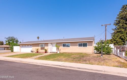 1340 Hudspeth St, Simi Valley, CA 93065-4530