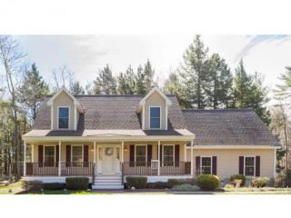 8 Revolutionary Ln, Nottingham, NH