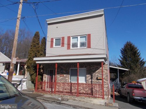 724 13th St, Primrose, PA 17901-1010