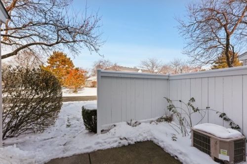 1576 Normantown Rd, Naperville IL  60564-5645 exterior
