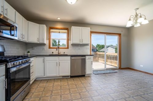 7403 Merganser St, Hobart IN  46342-6939 exterior