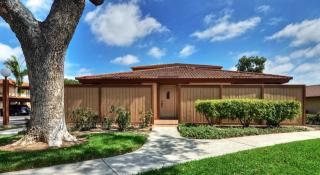2222 Tamarac Ln, Tustin, CA 92780-6826