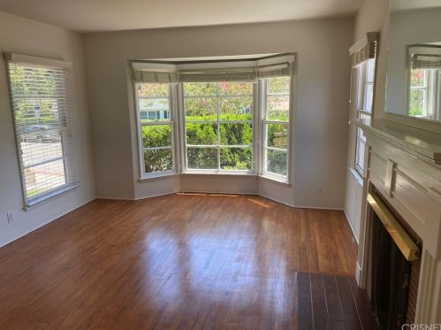2167 Chevy Chase Dr, Glendale CA  91206-1732 exterior