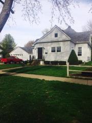 418 5th St, Hoopeston, IL 60942-1608