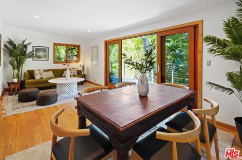 204 Topanga Canyon Blvd, Topanga, CA 90290-3837