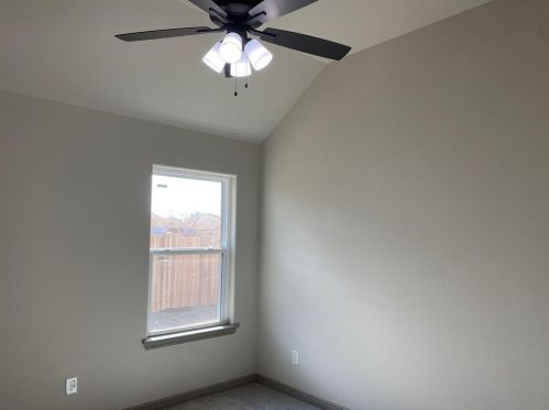 3332 White Horse Dr, Granbury TX 76049 exterior