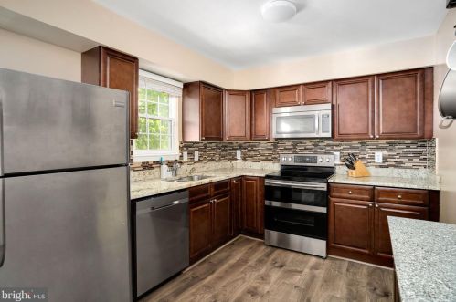 10383 Green Holly Ter, Silver Spring MD 20902-5803 exterior