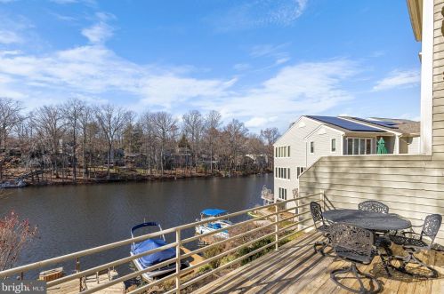 1989 Lakeport Way, Herndon, VA 20191-5439