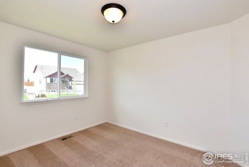 2637 Emerald St, Loveland CO 80537-2011 exterior