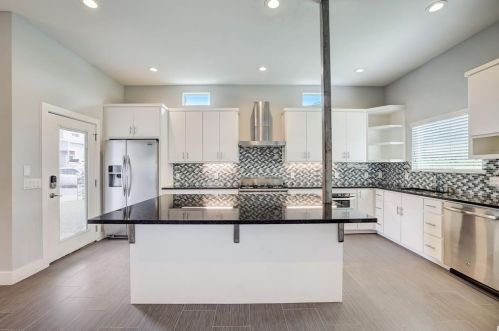 7518 Carver Ave, Austin, TX 78752-1634