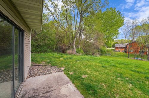 3235 Dodd Ln, Saint Paul MN 55121-2305 exterior