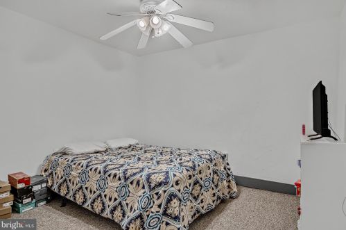 722 Wallace St, York PA 17403-1337 exterior