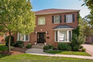 829 Lenox Rd, Glenview, IL 60025-3121