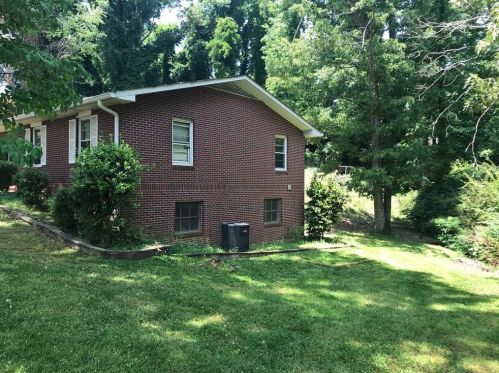 133 Skyview Pl, Gainesville, GA 30501-1546