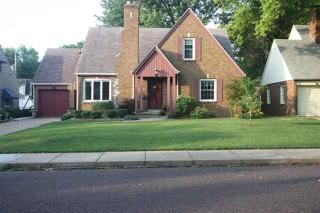 726 Northcrest, Peoria IL  61614-7028 exterior
