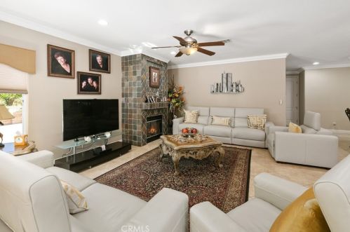 18003 Green Orchard Pl, Riverside CA  92508-8743 exterior