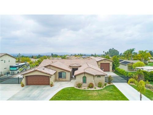 13114 Maplewood Dr, Yucaipa, CA 92399-5715