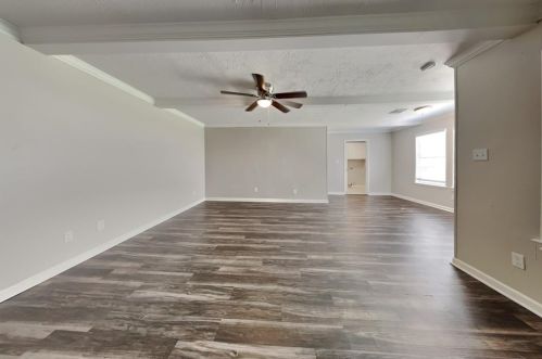 503 Rivershire Dr, Conroe TX  77304-2722 exterior