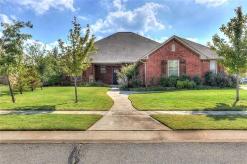 232 Ness Dr, Norman, OK 73069-9730