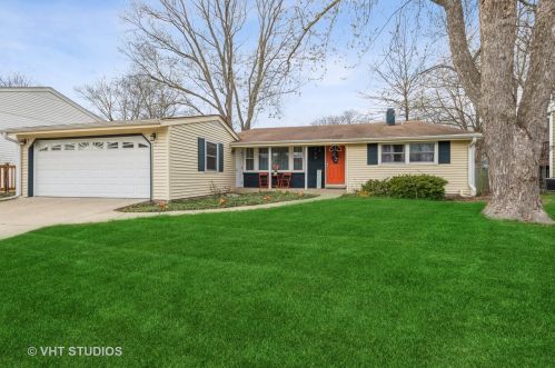 476 Estate Dr, Buffalo Grove, IL 60089-3355