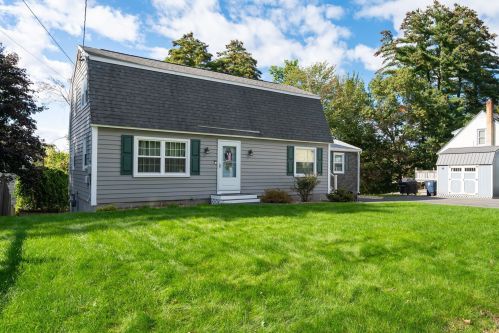 6 Milk St, Nashua, NH 03064-1650