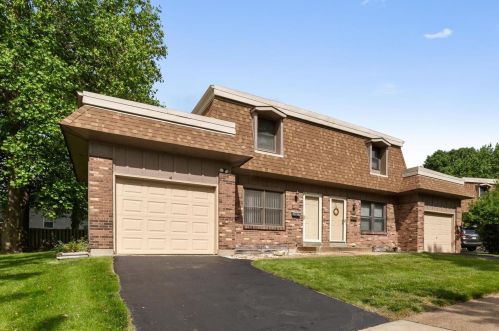 2435 Dordogne Dr, Hazelwood, MO 63043-1507
