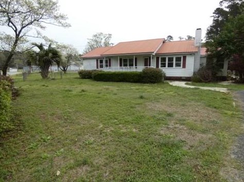 1049 Forest Lake Dr, Foreston, SC 29102-8184
