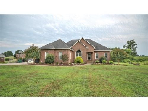 29030 Jordan Pond Dr, Albemarle, NC 28001-6419