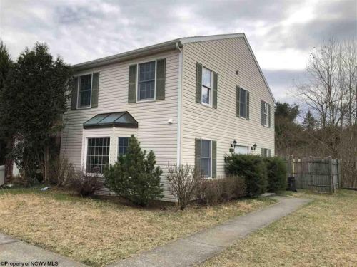 1002 Fritz Cir, White Hall, WV 26554-1887