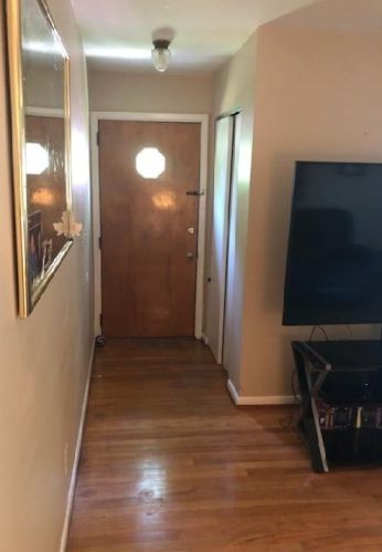 3913 Creek Rd, Cincinnati, OH 45241-2807