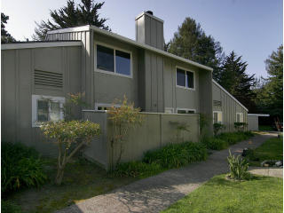 1424 Dolphin Dr, Aptos, CA 95003-5706