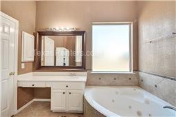 2123 Sand River Ct, Sugar Land TX  77479-8970 exterior