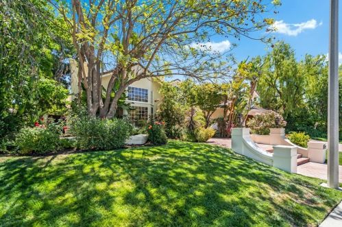 6144 Edinburgh Ct, Calabasas, CA 91301-4141