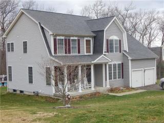 54 Dartmouth Dr, Collinsville, CT 06019-2647