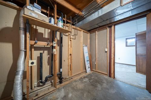 1549 Evanston St, Aurora CO 80012-5714 exterior