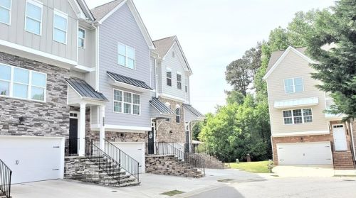 4266 Buford Valley Way, Buford, GA 30518-9201