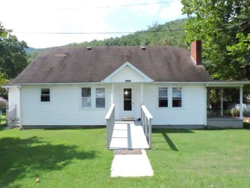 425 Ena St, Damascus, VA 24236-3363