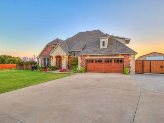 4415 Gemstone Cir, Yukon, OK 73099-0716