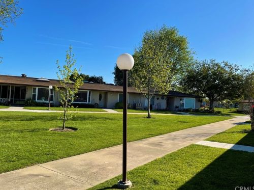 13101 Del Monte Dr, Seal Beach, CA 90740-4316