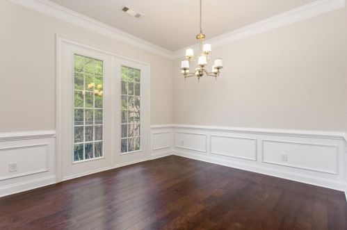 320 Alderwood Ln, Atlanta, GA 30328-2551