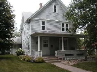 418 3rd St, Montevideo, MN 56265-1910