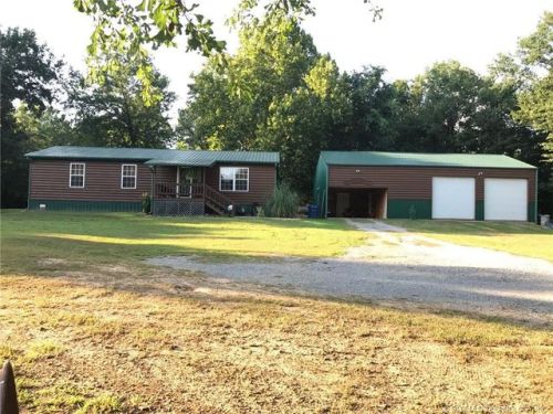 360 Woodlawn Dr, Hartshorne, OK 74547-5273