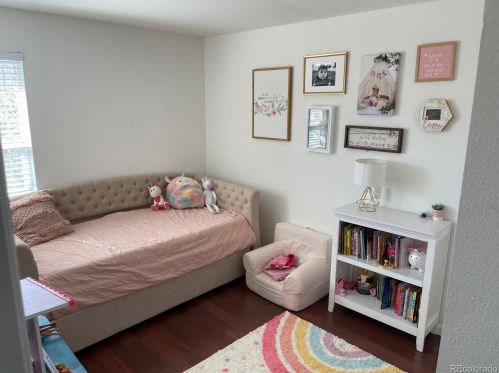 8039 Kittredge Ct, Englewood CO  80112-4629 exterior