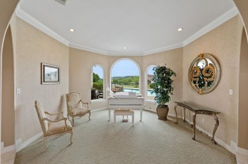 420 Rolling Oaks Rdg, Cedar Hill TX 75104-6718 exterior