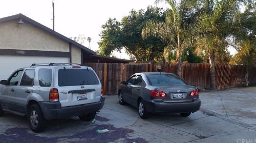 3796 Nuttree Ln, Riverside, CA 92501-1630