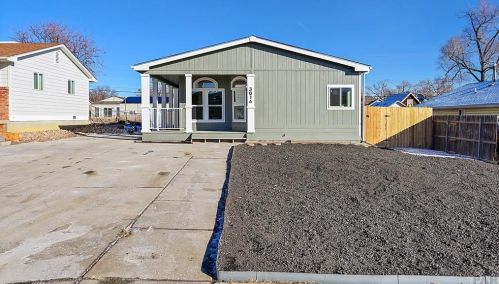 3016 Withers Ave, Pueblo, CO 81008-1250